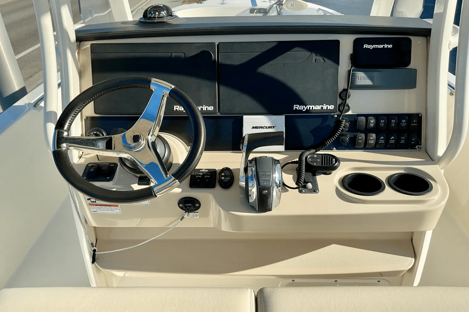 2019 Boston Whaler 270 Dauntless Image Thumbnail #23