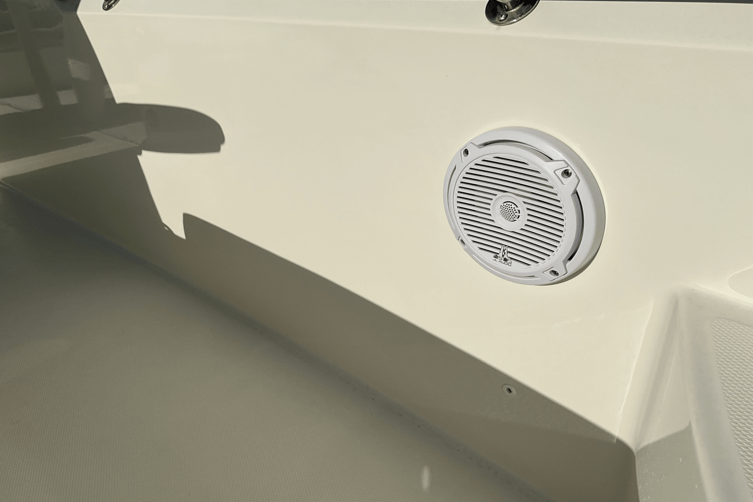 2019 Boston Whaler 270 Dauntless Image Thumbnail #42