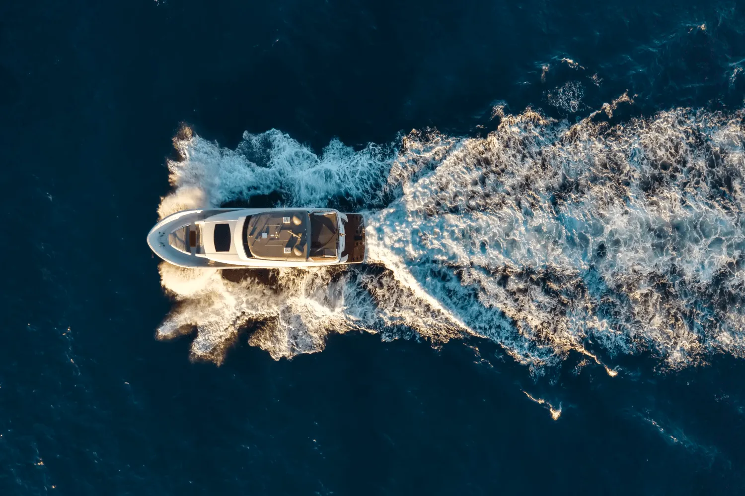 2019 Hatteras M90 PANACERA Image Thumbnail #11