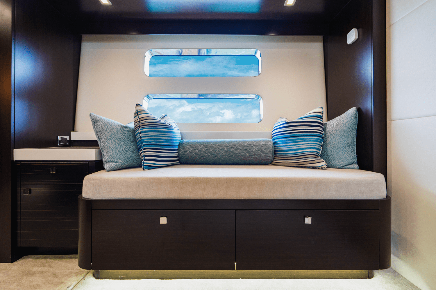 2019 Hatteras M90 PANACERA Image Thumbnail #97