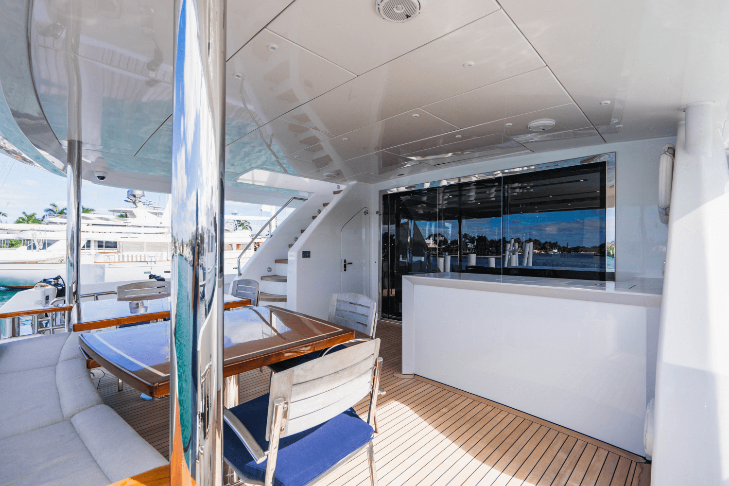 2019 Hatteras M90 PANACERA Image Thumbnail #40