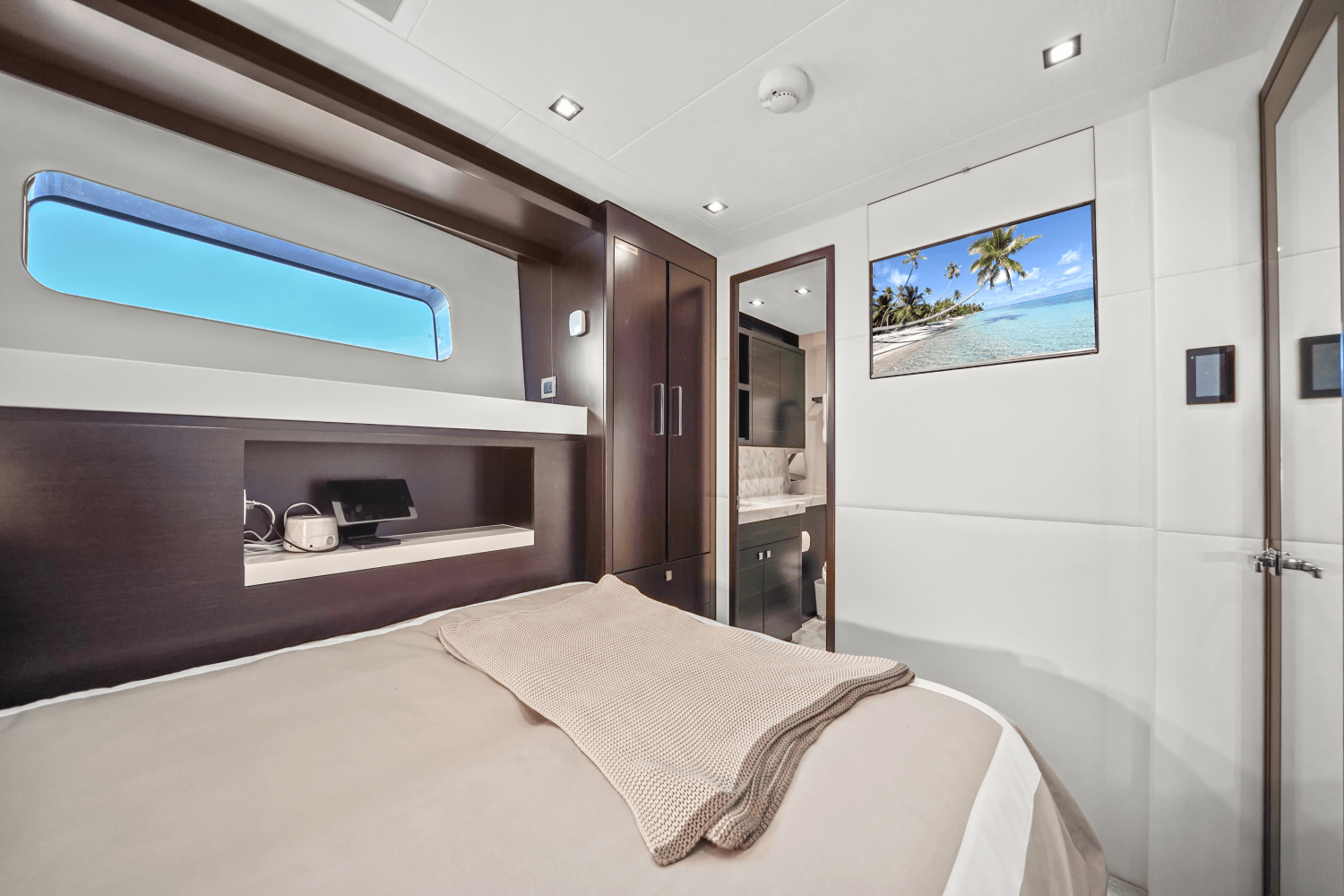 2019 Hatteras
                                                             M90 PANACERA Image Thumbnail #79