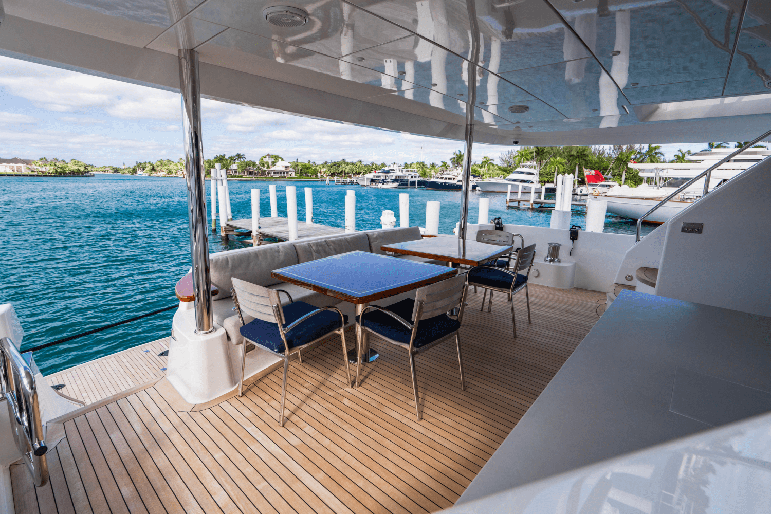 2019 Hatteras M90 PANACERA Image Thumbnail #39