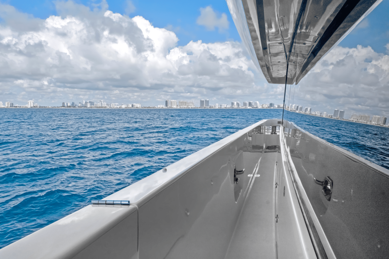 2019 Hatteras M90 PANACERA Image Thumbnail #36