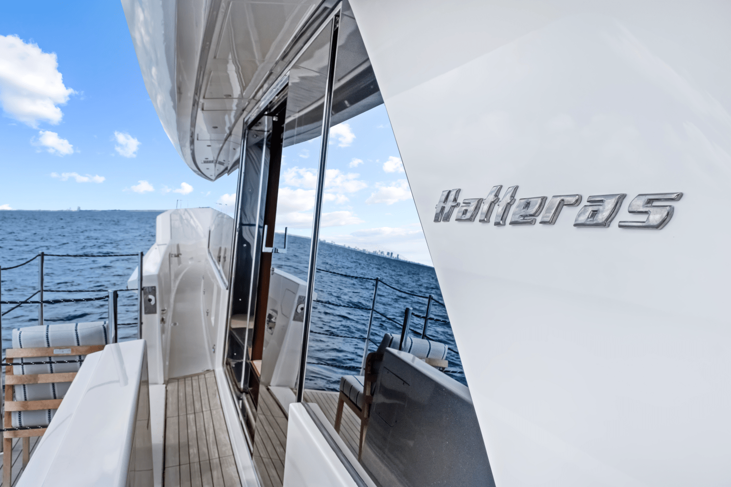 2019 Hatteras M90 PANACERA Image Thumbnail #33