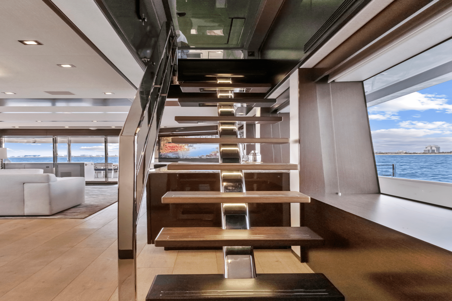 2019 Hatteras M90 PANACERA Image Thumbnail #51