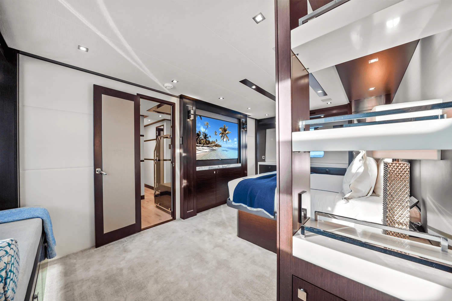 2019 Hatteras M90 PANACERA Image Thumbnail #62