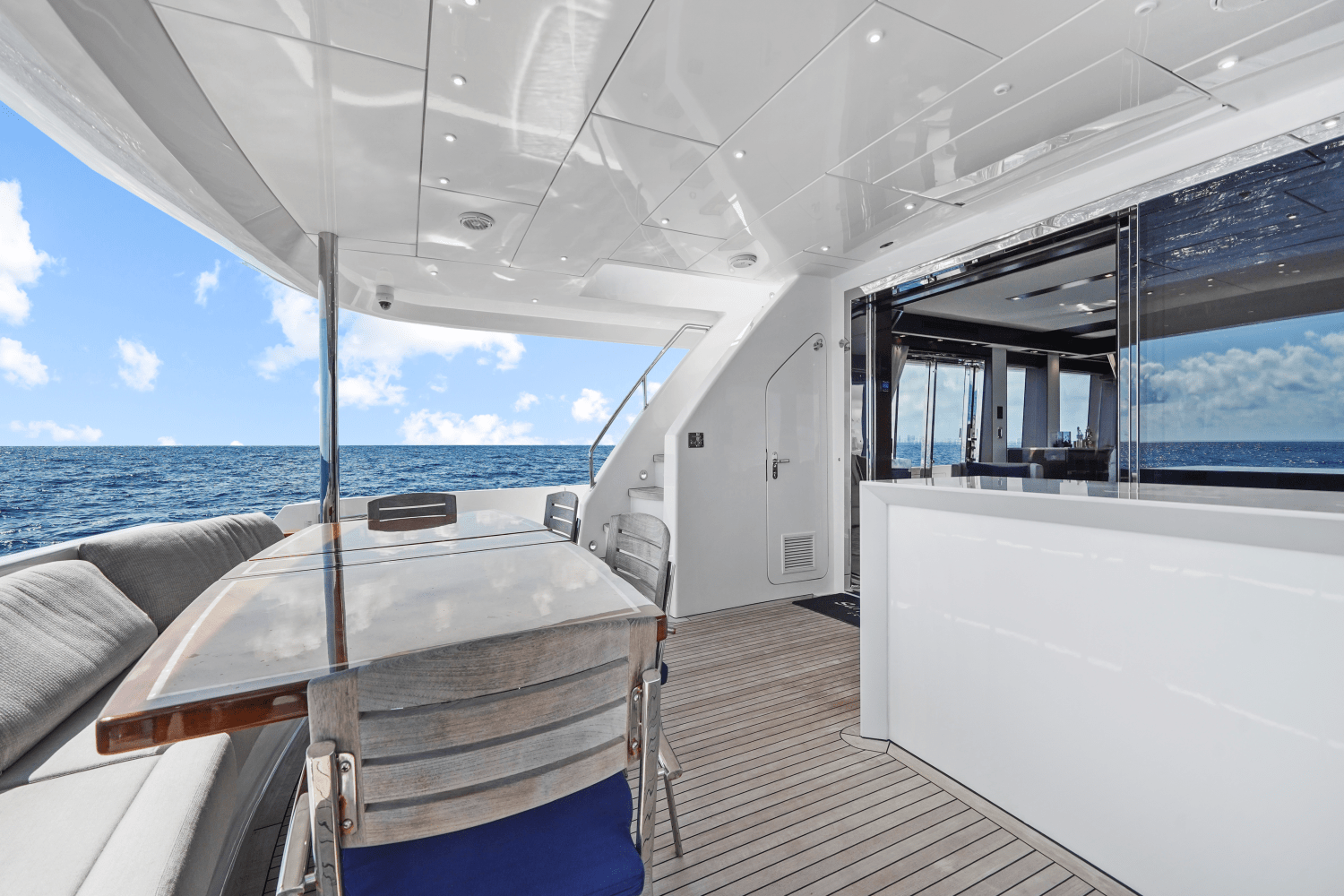 2019 Hatteras M90 PANACERA Image Thumbnail #24