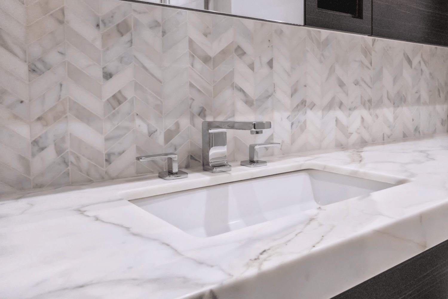 2019 Hatteras M90 PANACERA Image Thumbnail #81