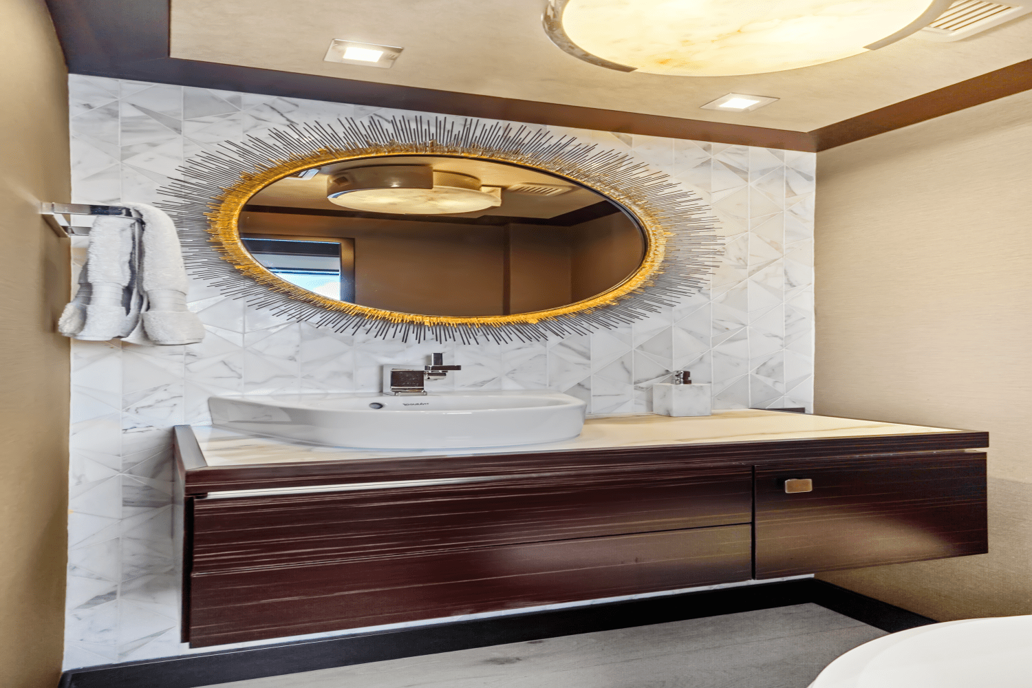 2019 Hatteras M90 PANACERA Image Thumbnail #57