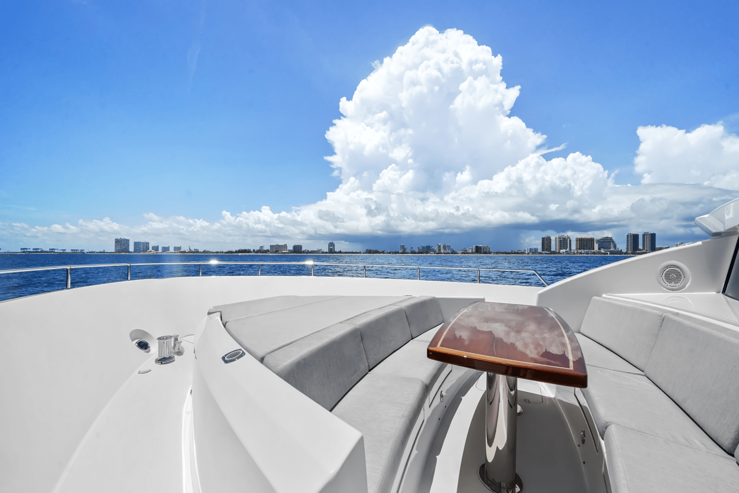 2019 Hatteras M90 PANACERA Image Thumbnail #28