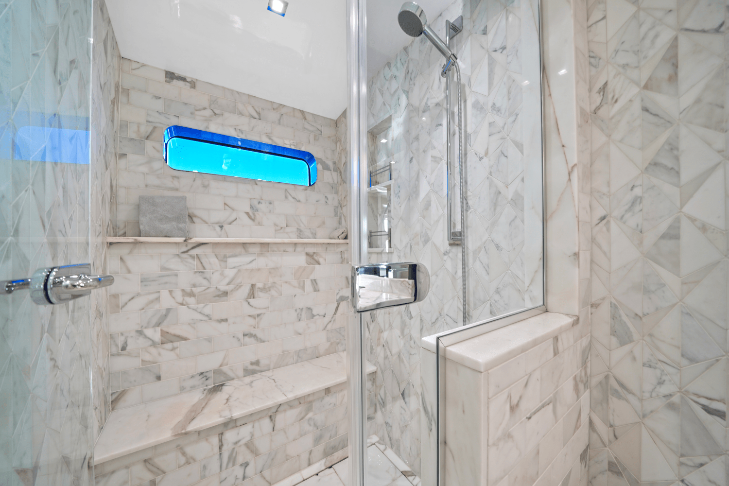 2019 Hatteras M90 PANACERA Image Thumbnail #64