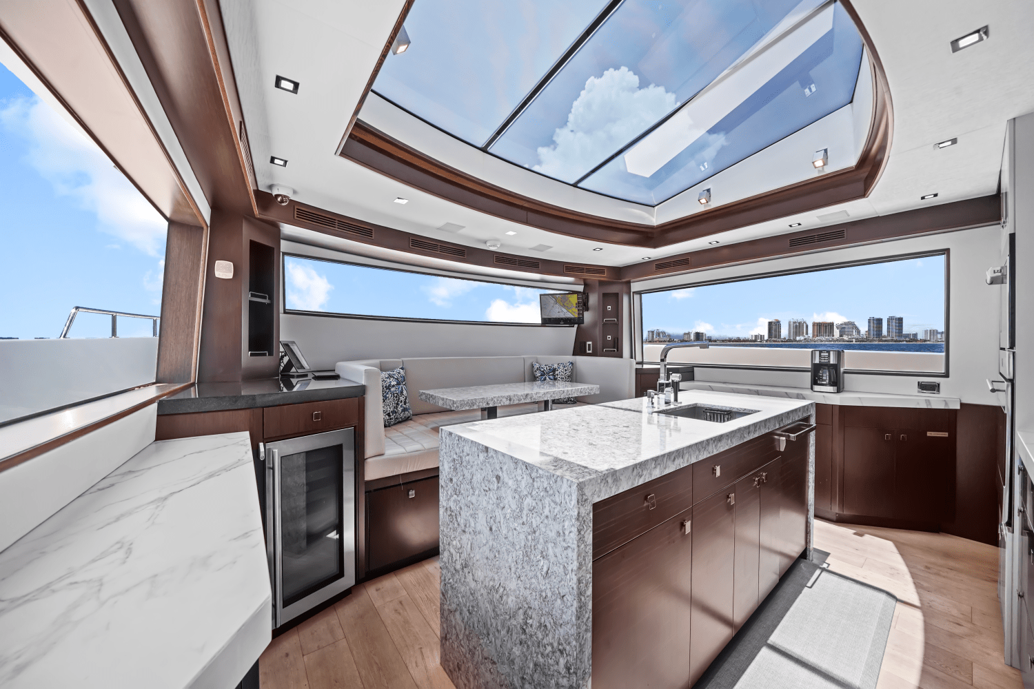 2019 Hatteras M90 PANACERA Image Thumbnail #44
