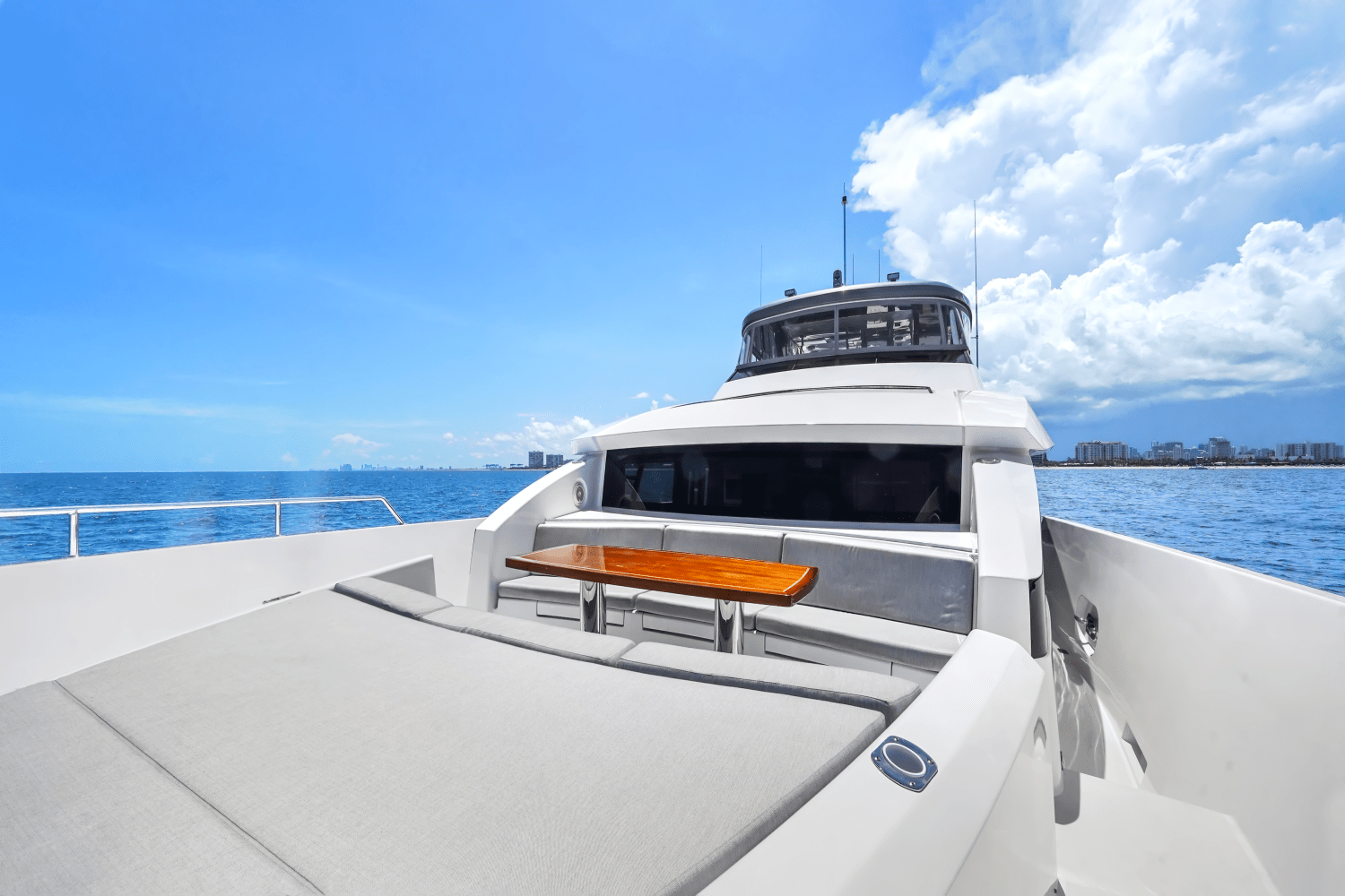 2019 Hatteras M90 PANACERA Image Thumbnail #31