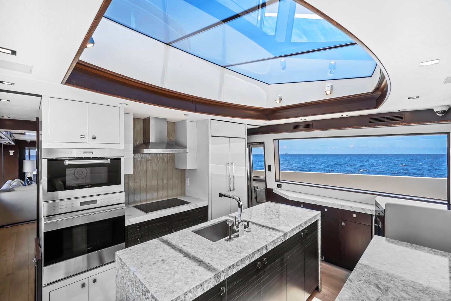2019 Hatteras M90 PANACERA Image Thumbnail #46