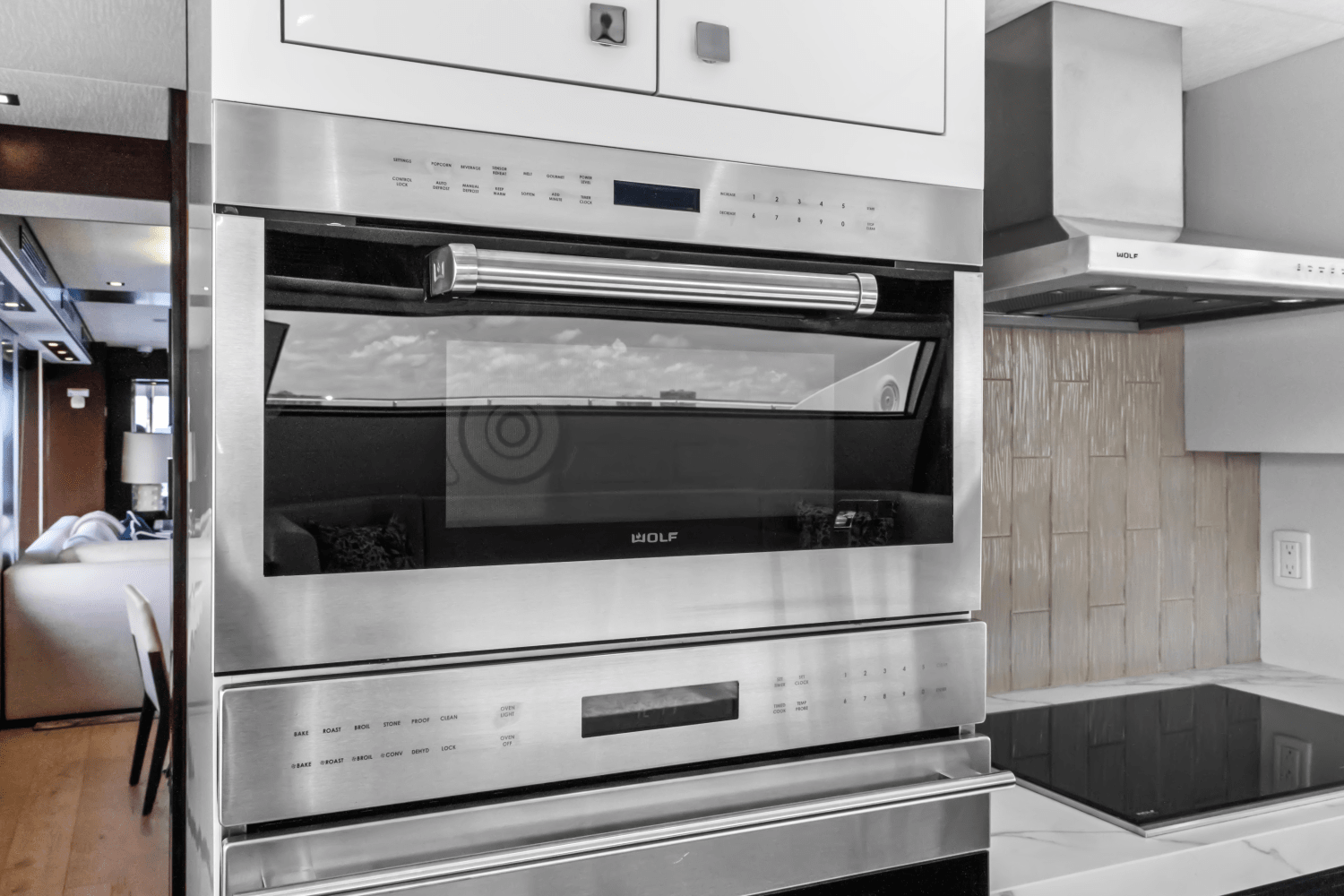 2019 Hatteras M90 PANACERA Image Thumbnail #49