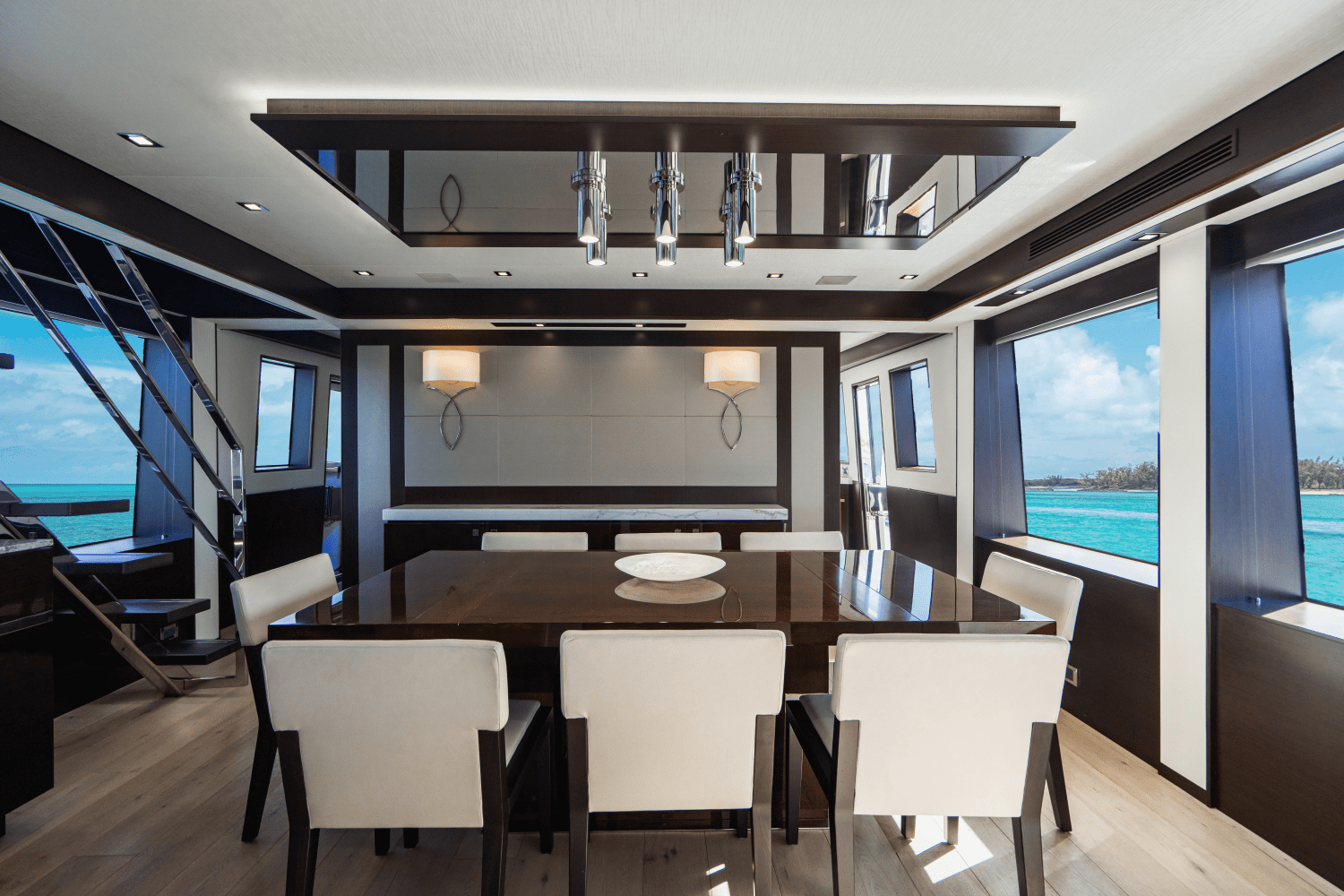 2019 Hatteras M90 PANACERA Image Thumbnail #18