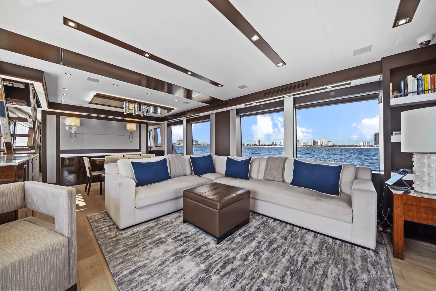2019 Hatteras M90 PANACERA Image Thumbnail #40