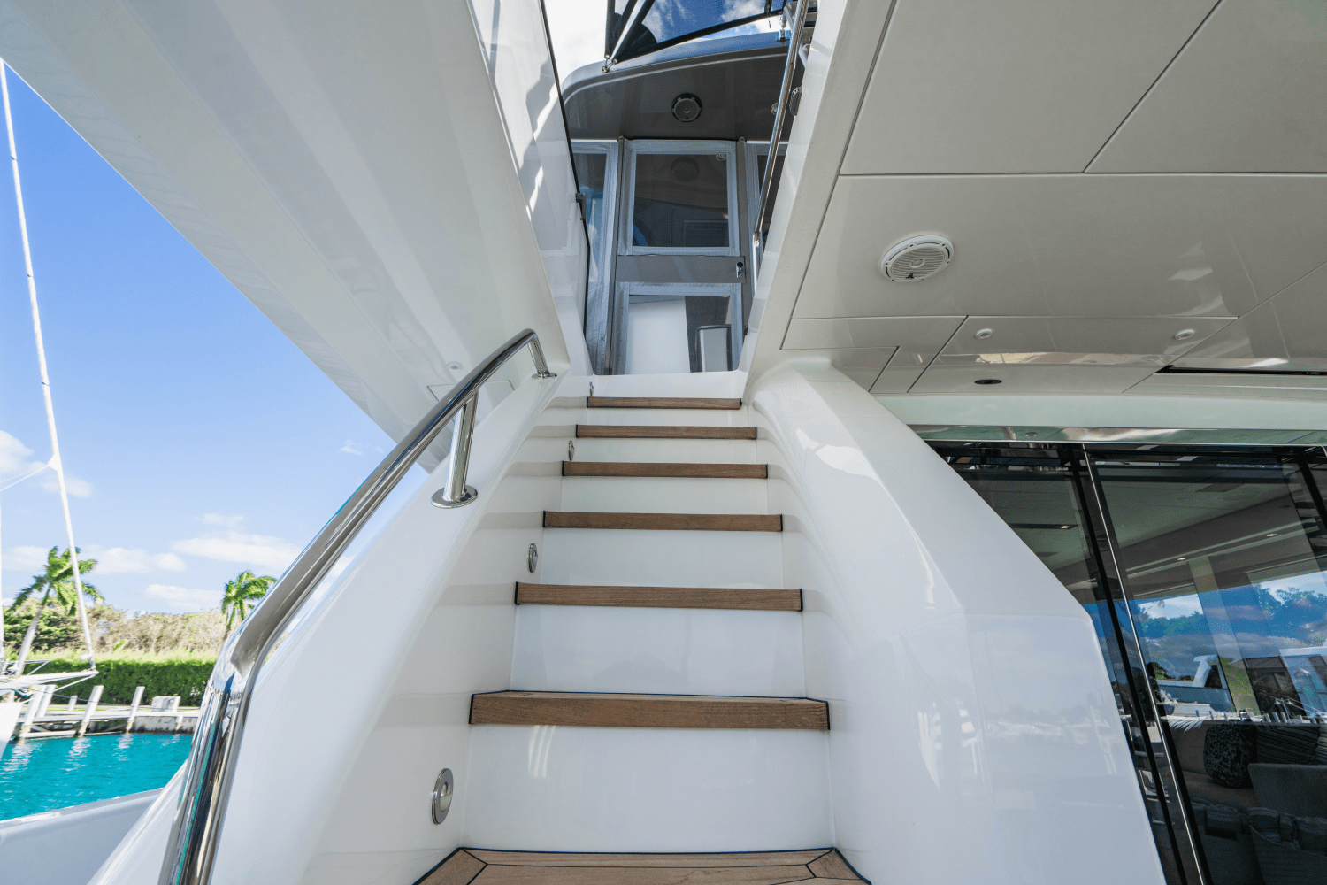 2019 Hatteras M90 PANACERA Image Thumbnail #54