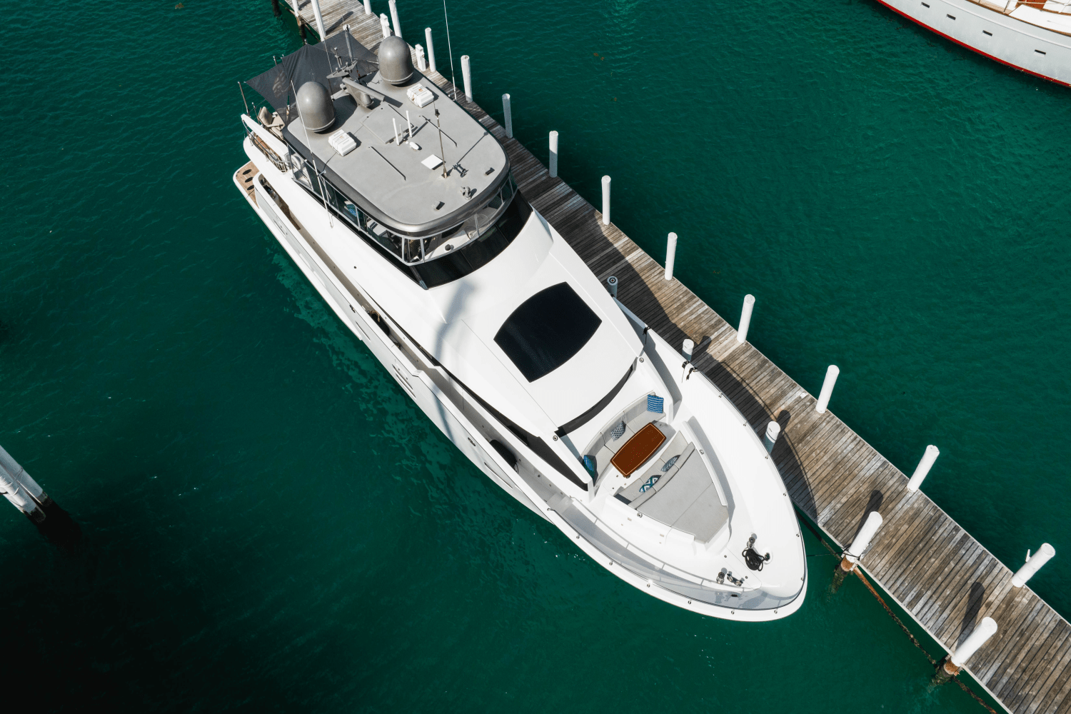 2019 Hatteras M90 PANACERA Image Thumbnail #2