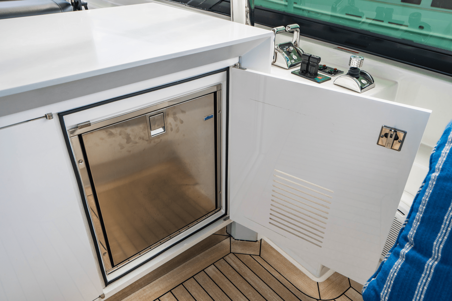2019 Hatteras M90 PANACERA Image Thumbnail #87