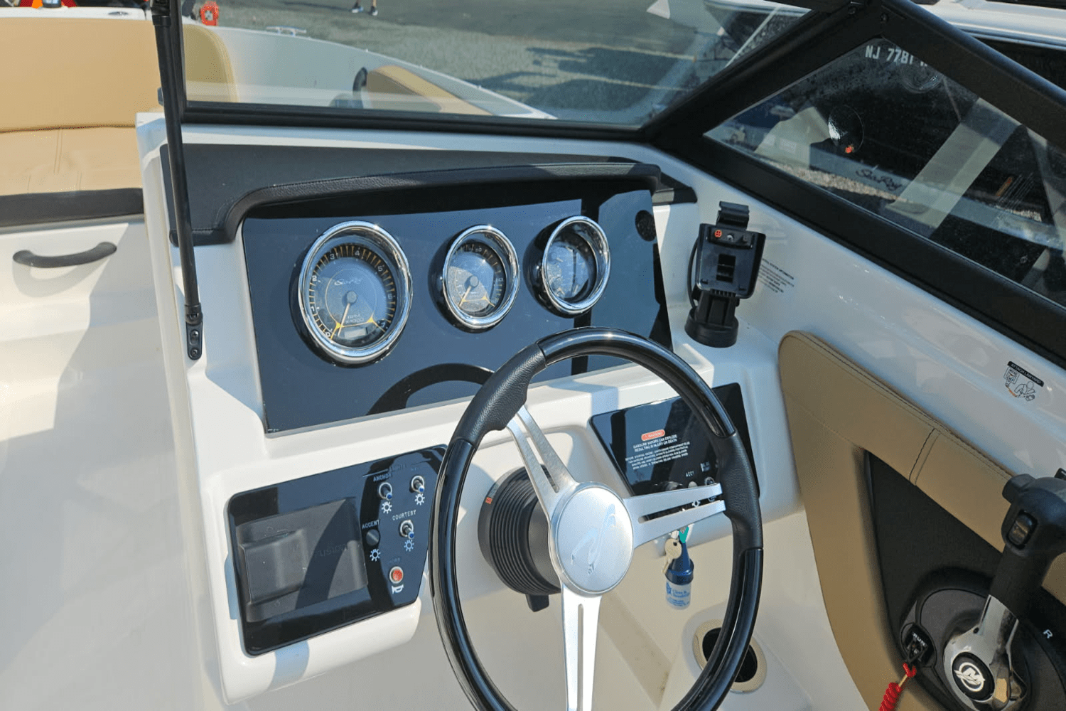 2022 Sea Ray 19 SPX Image Thumbnail #16