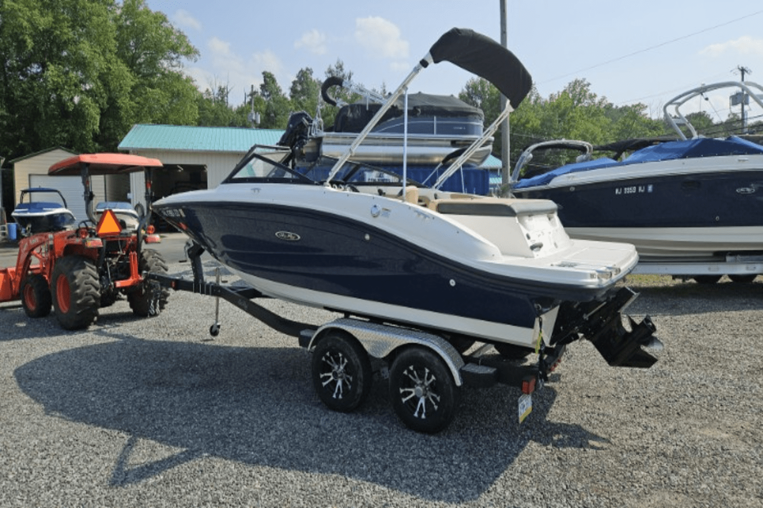 2022 Sea Ray 19 SPX Image Thumbnail #3