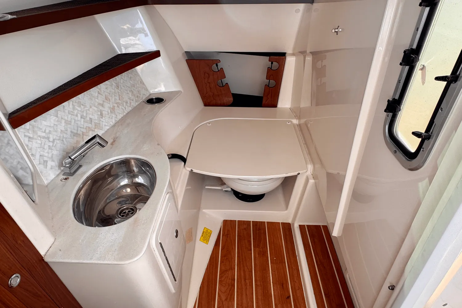 2019 Grady-White 325 FREEDOM Image Thumbnail #23