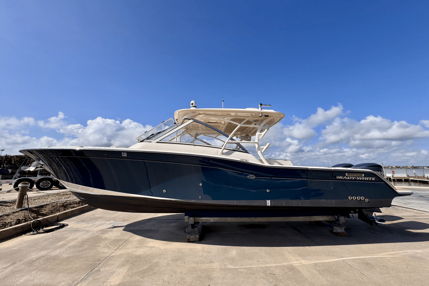 2019 Grady-White 325 FREEDOM Image Thumbnail #6