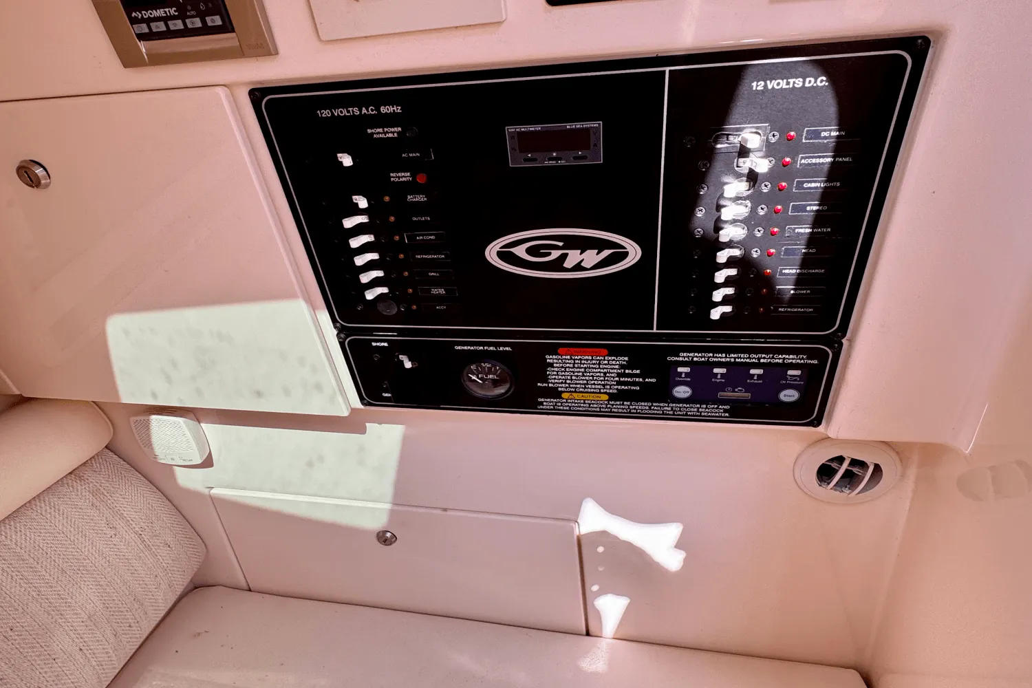 2019 Grady-White 325 FREEDOM Image Thumbnail #24
