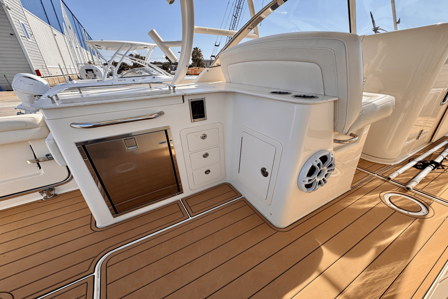 2019 Grady-White 325 FREEDOM Image Thumbnail #14