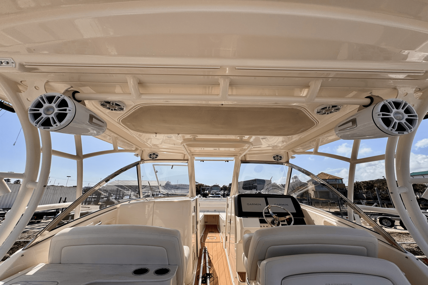 2019 Grady-White 325 FREEDOM Image Thumbnail #13