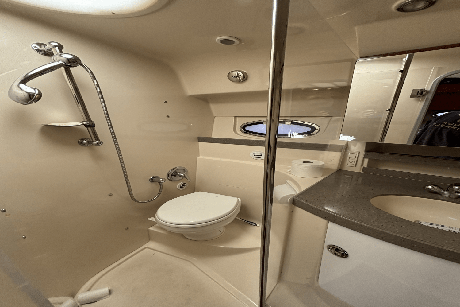 2010 Regal 3760 EXPRESS Image Thumbnail #21