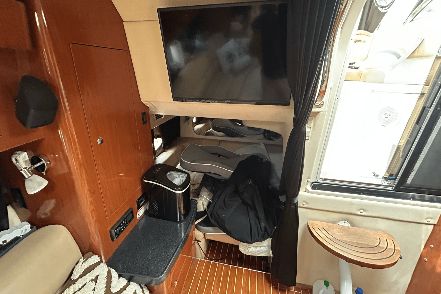 2010 Regal 3760 EXPRESS Image Thumbnail #15