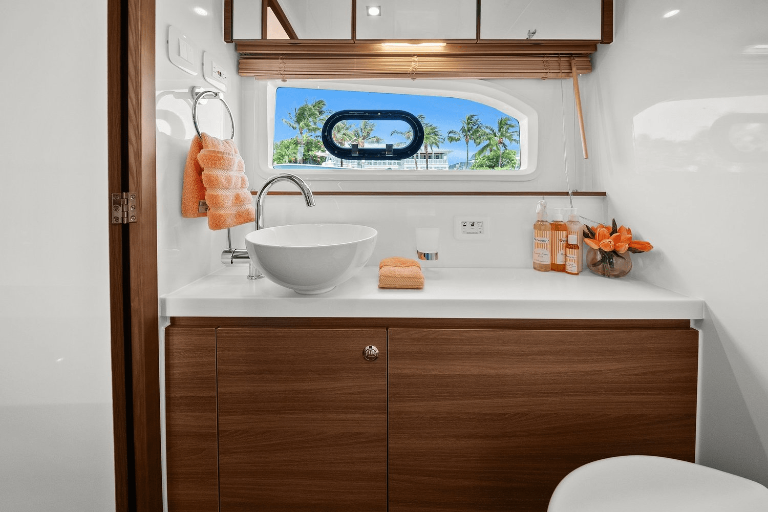 2025 Aquila 44 Image Thumbnail #33