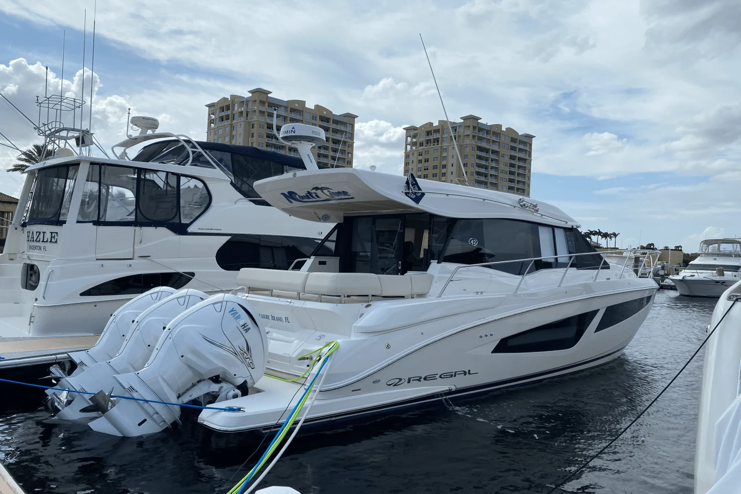 2021 Regal 42 COUPE XO Image Thumbnail #0