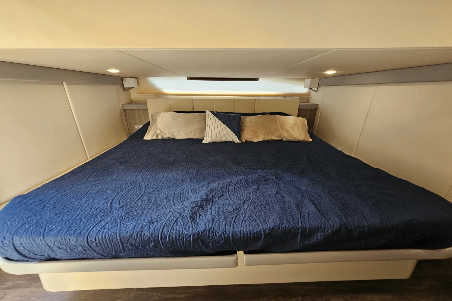 2021 Regal 42 COUPE XO Image Thumbnail #54