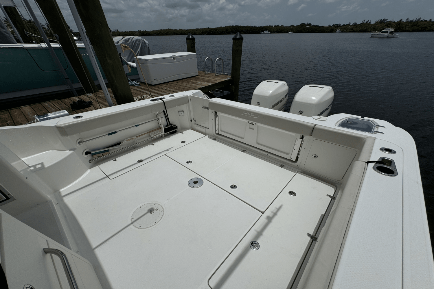 2016 Boston Whaler 315 CONQUEST Image Thumbnail #54