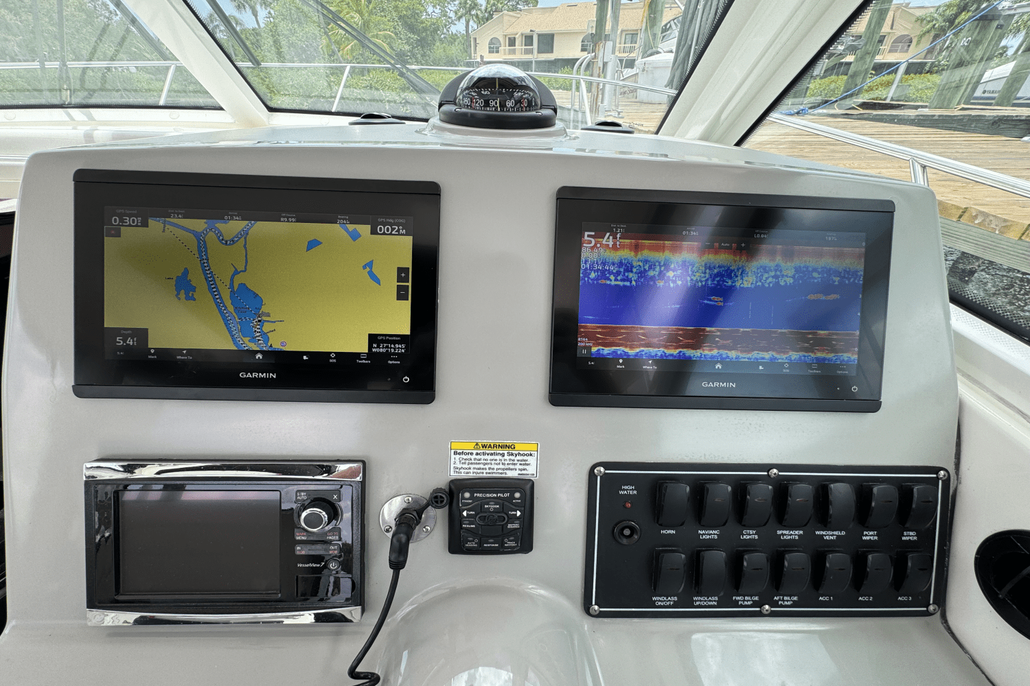 2016 Boston Whaler 315 CONQUEST Image Thumbnail #27