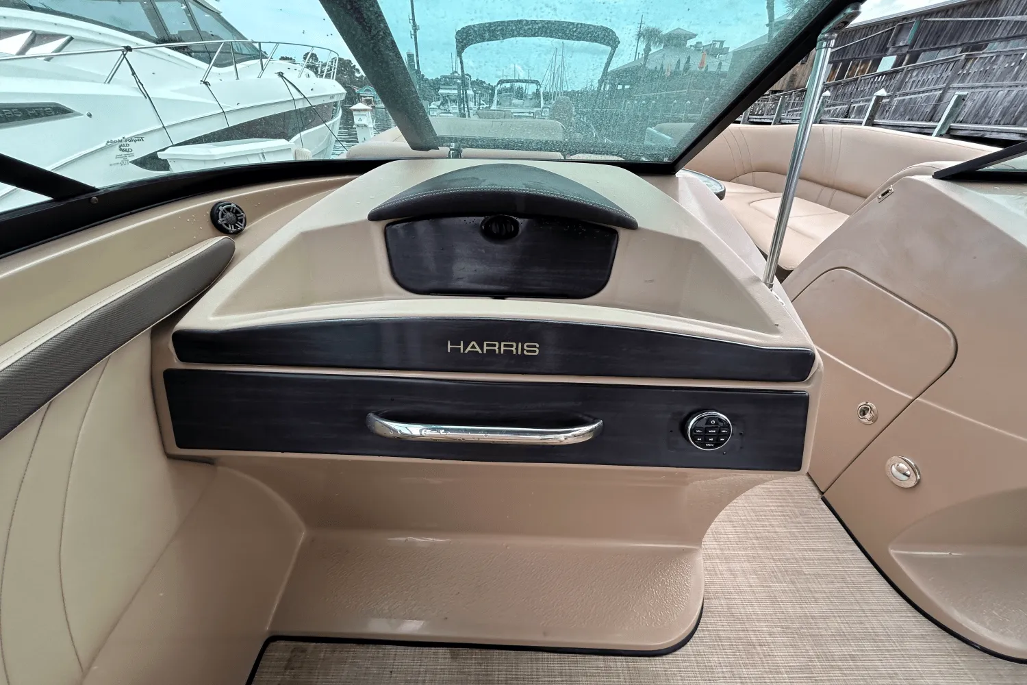 2017 Harris Solstice 230 Image Thumbnail #6