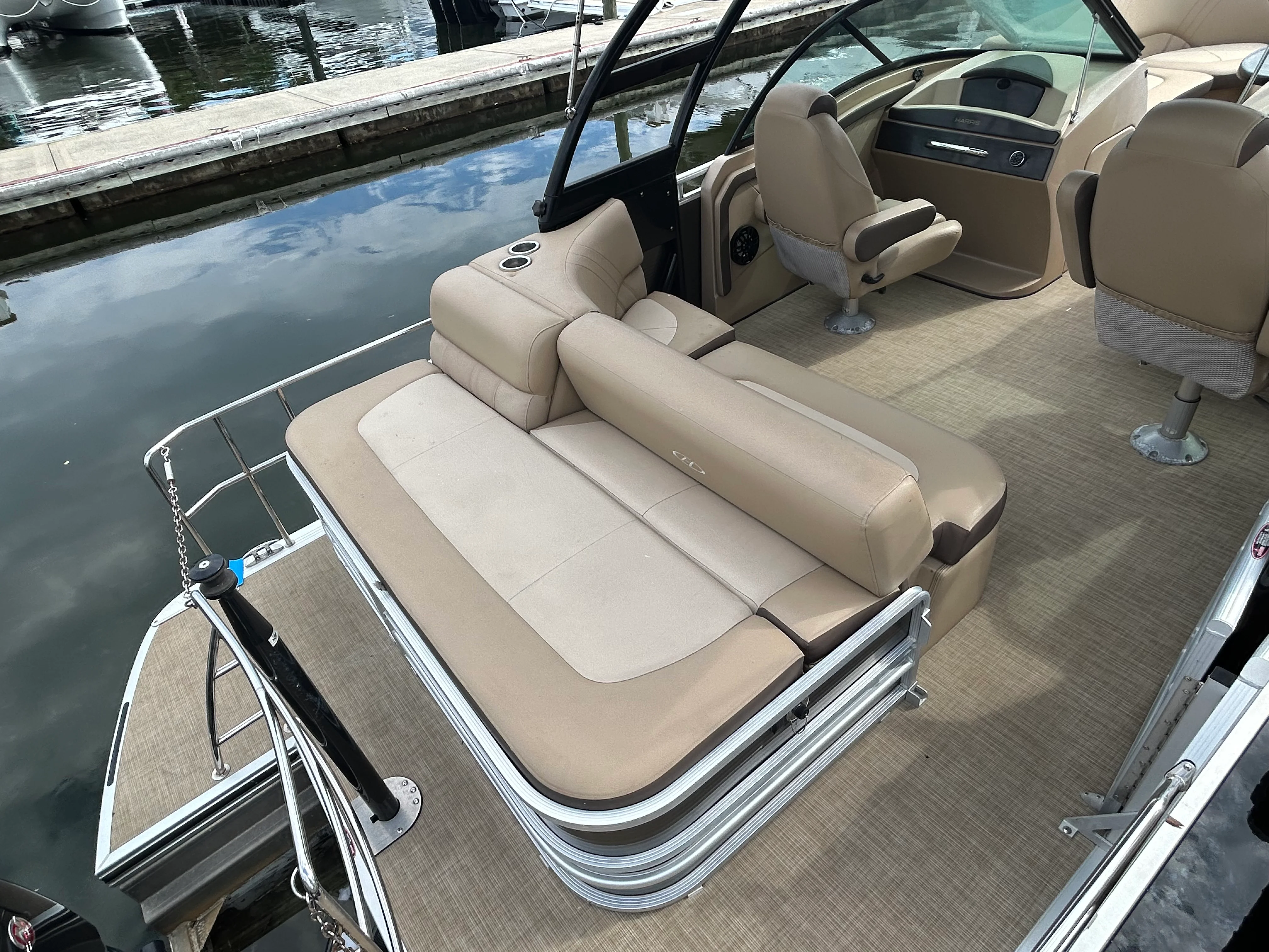 2017 Harris Solstice 230 Image Thumbnail #6