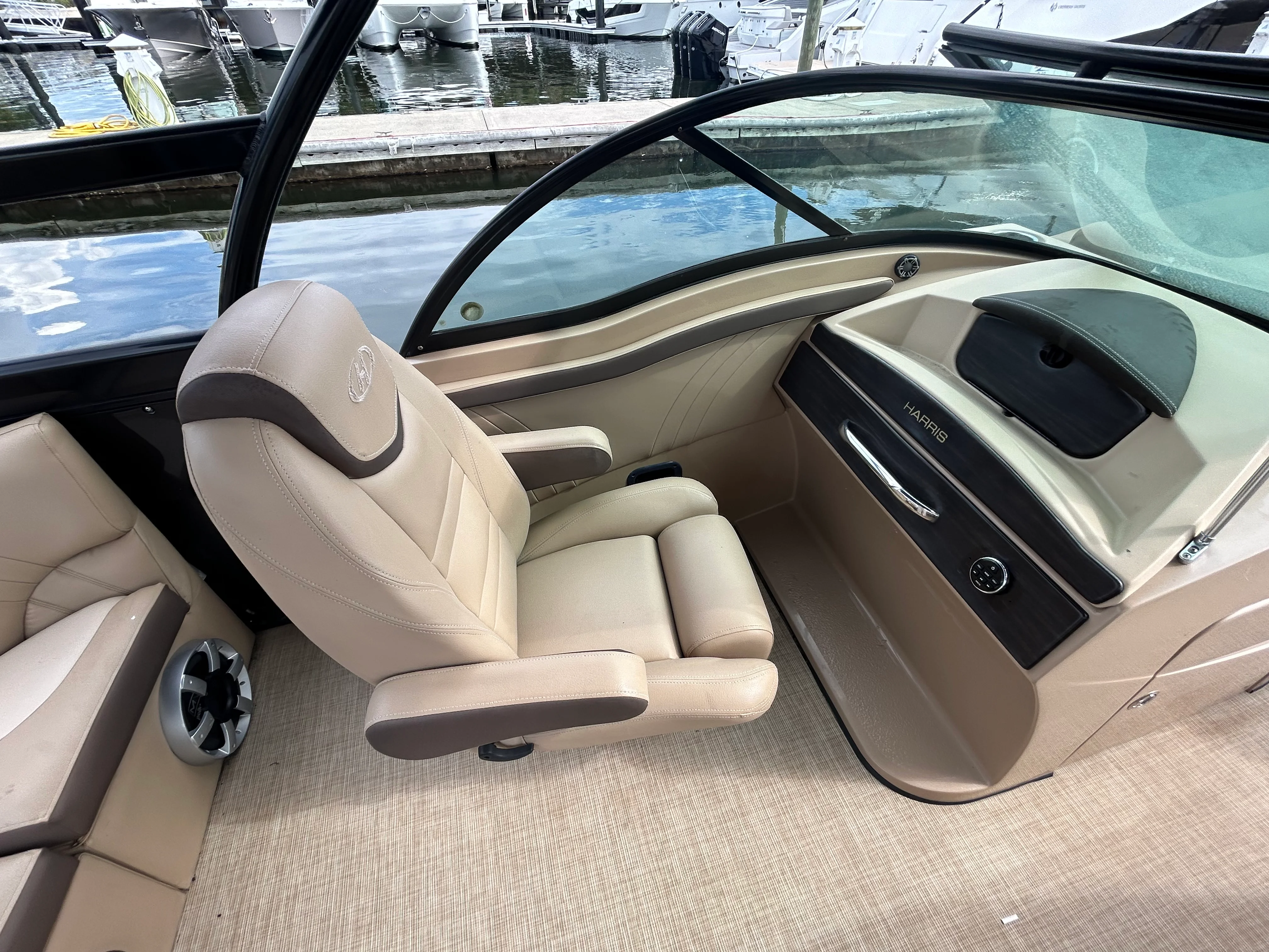 2017 Harris Solstice 230 Image Thumbnail #13