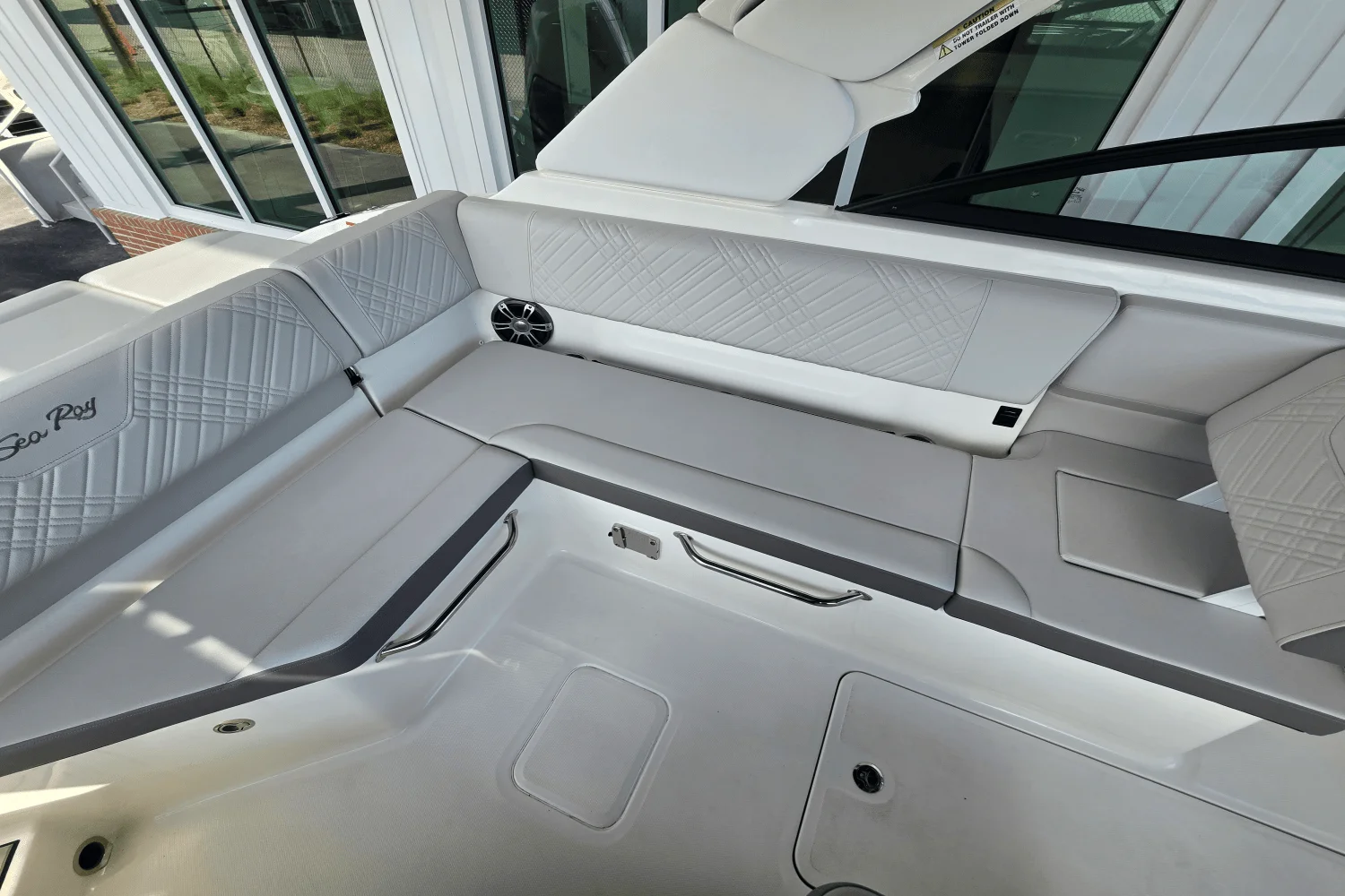 2025 Sea Ray SDX 250 Outboard Image Thumbnail #15