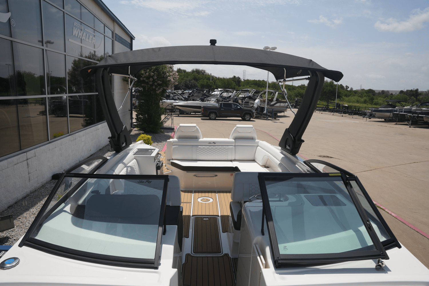 2025 Sea Ray SDX 290 Image Thumbnail #28
