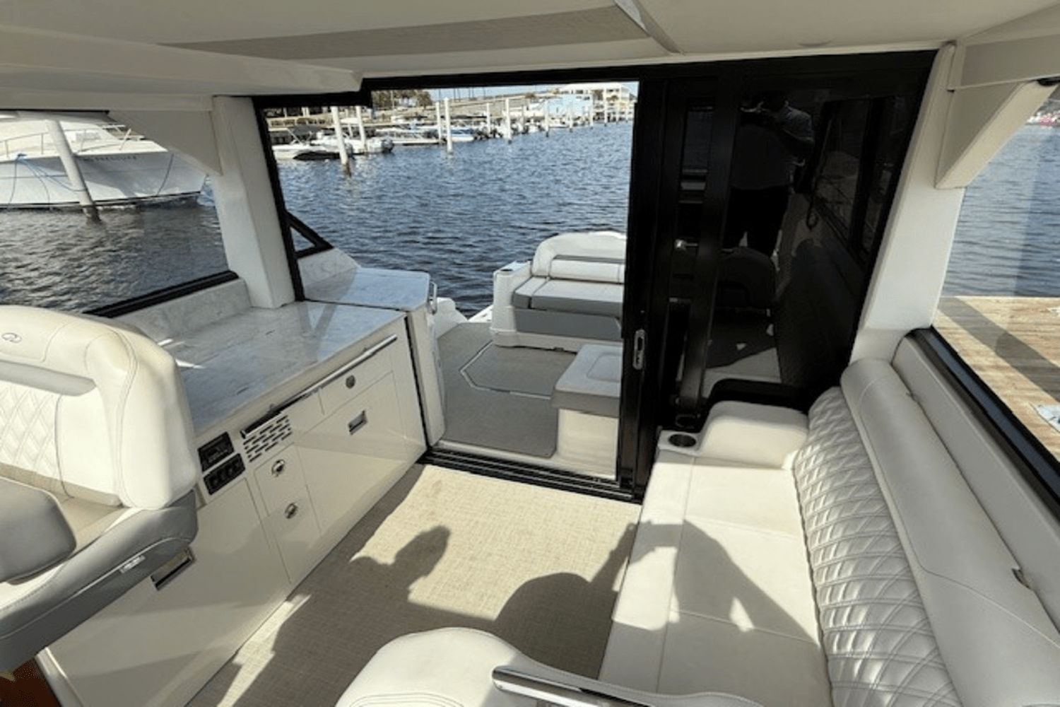 2022 Regal 36 XO Image Thumbnail #15