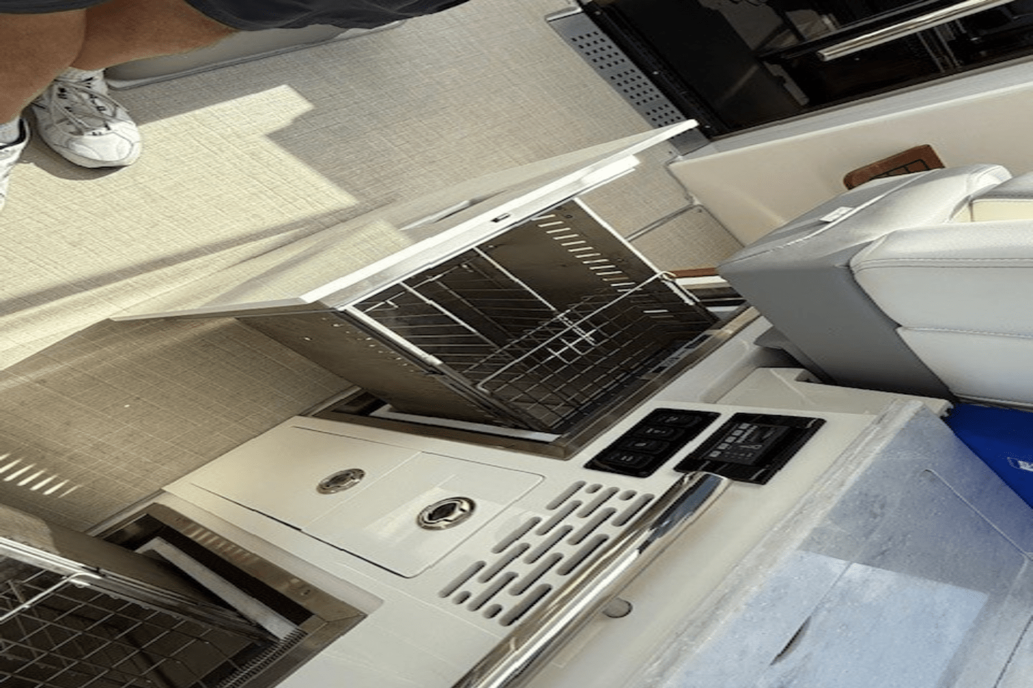 2022 Regal 36 XO Image Thumbnail #28
