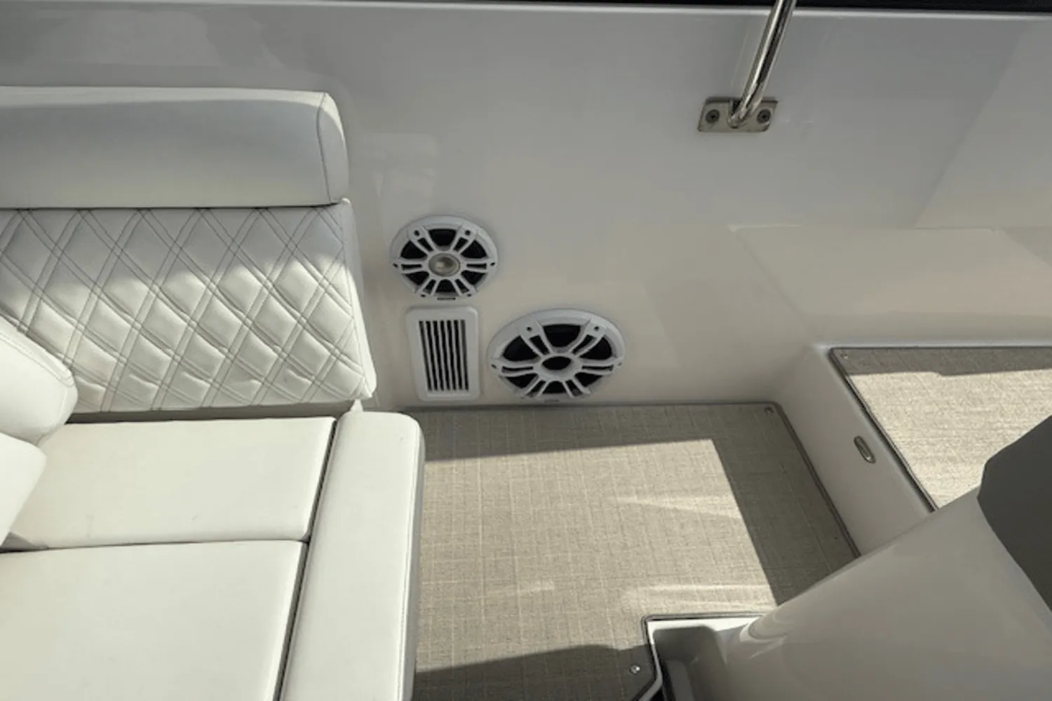 2022 Regal 36 XO Image Thumbnail #28
