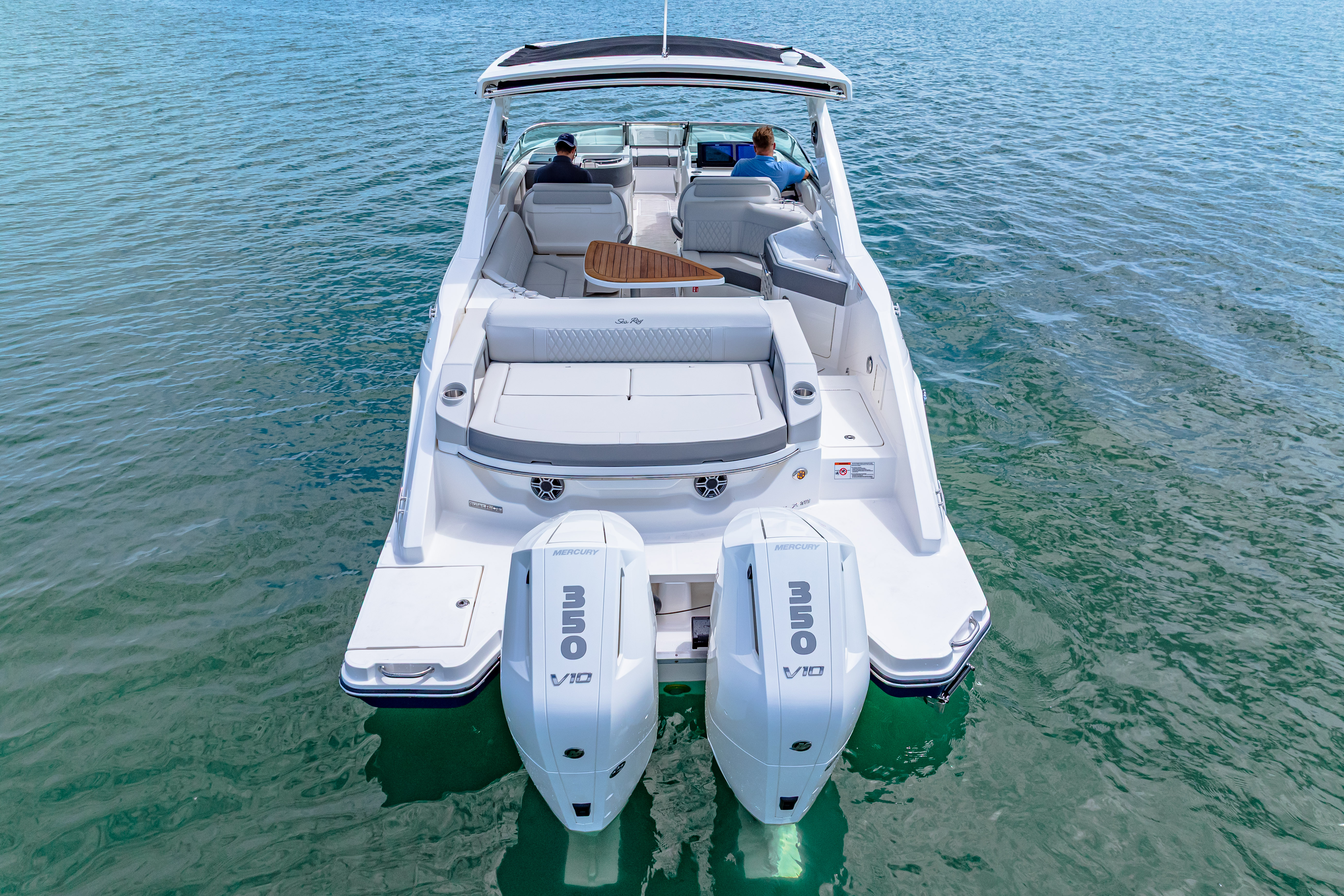2026 Sea Ray SLX 310 Ouboard Image Thumbnail #10