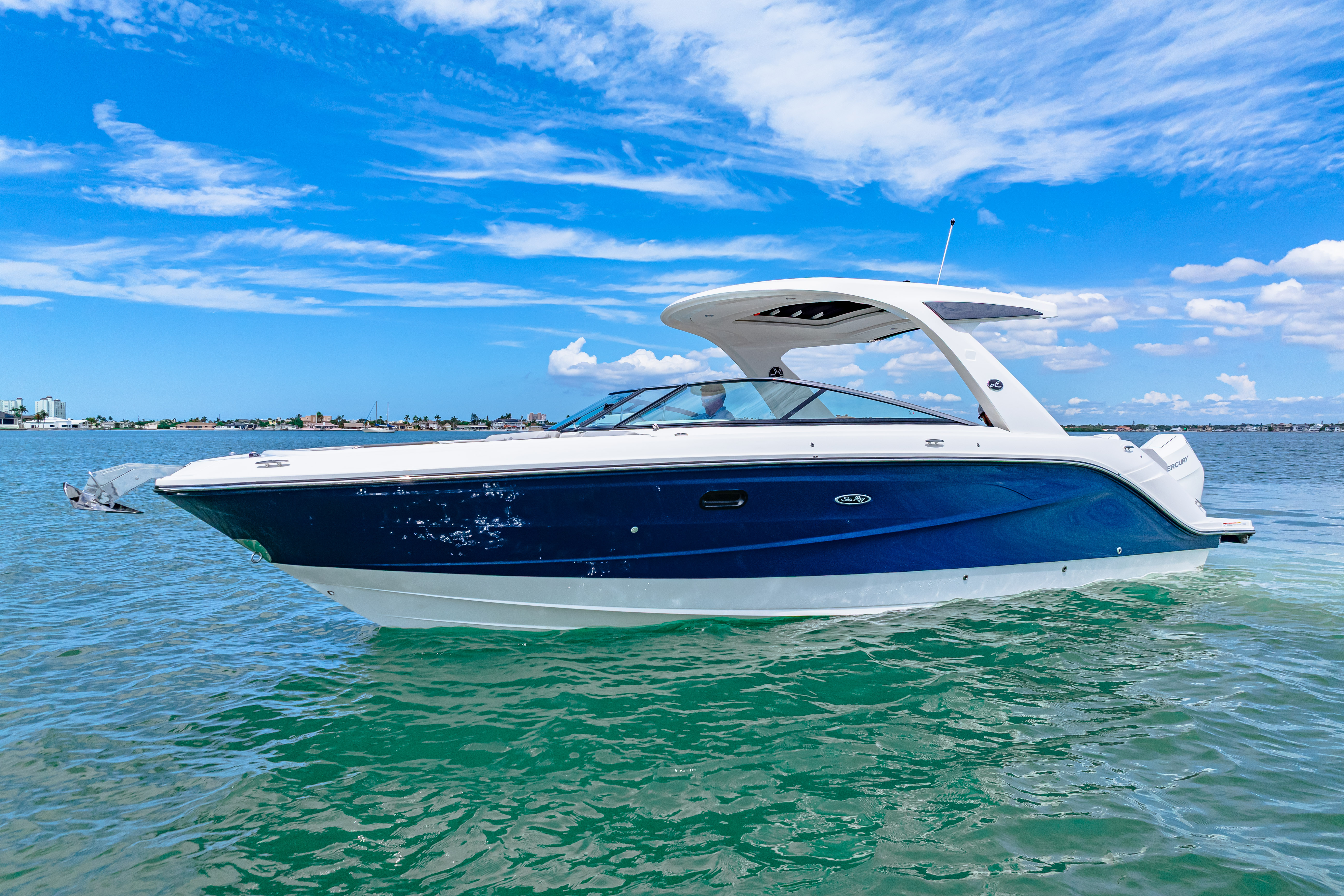 2026 Sea Ray SLX 310 Ouboard Image Thumbnail #13