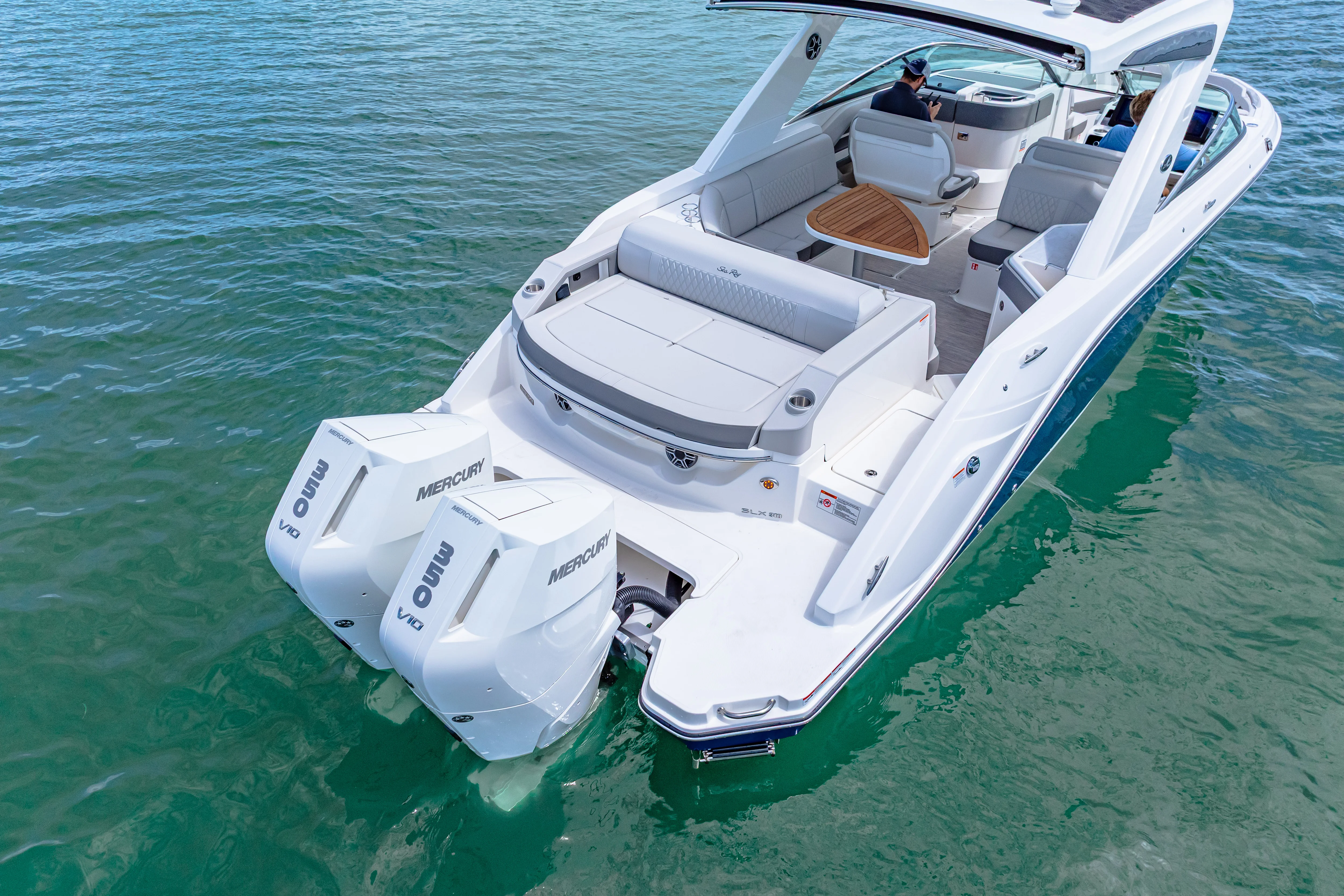 2026 Sea Ray SLX 310 Outboard Image Thumbnail #9